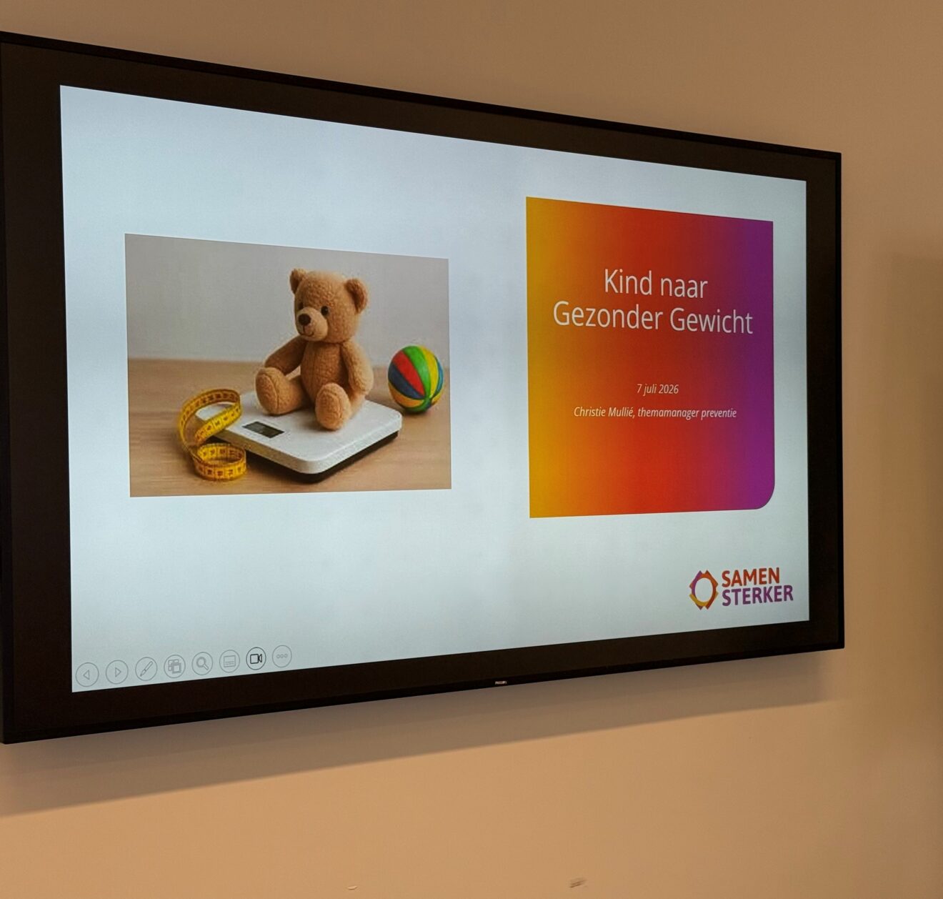 𝗞𝗶𝗻𝗱 𝗻𝗮𝗮𝗿 𝗚𝗲𝘇𝗼𝗻𝗱𝗲𝗿 𝗚𝗲𝘄𝗶𝗰𝗵𝘁: 𝘃𝗮𝗻 𝗶𝗻𝘇𝗶𝗰𝗵𝘁𝗲𝗻 𝗻𝗮𝗮𝗿 𝗮𝗰𝘁𝗶𝗲 𝗶𝗻 𝗱𝗲 𝗿𝗲𝗴𝗶𝗼